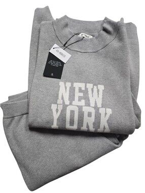 *NWT* GORGEOUS Gray Knitted New York Pullover and Pants Set - 4th and Reckless